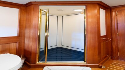 Gallery Item 17