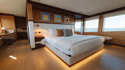 Gallery Item 14