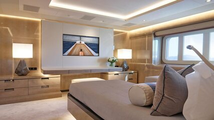 Gallery Item 13