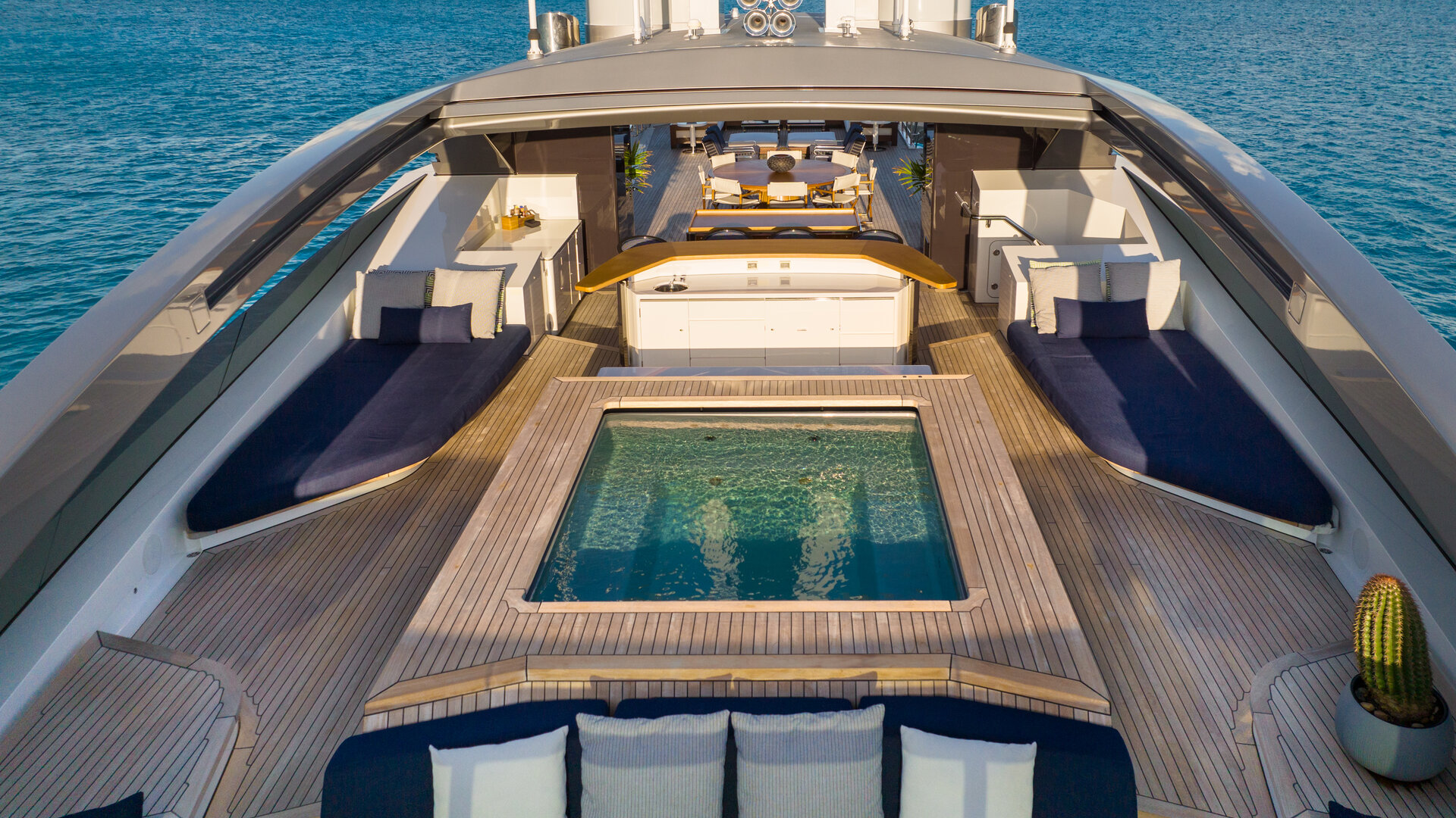 Halo Yacht Charter Luxury 57m Superyacht by Feadship Halo Yacht Charter Luxury 57m Superyacht by Feadship