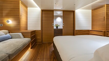 Gallery Item 35