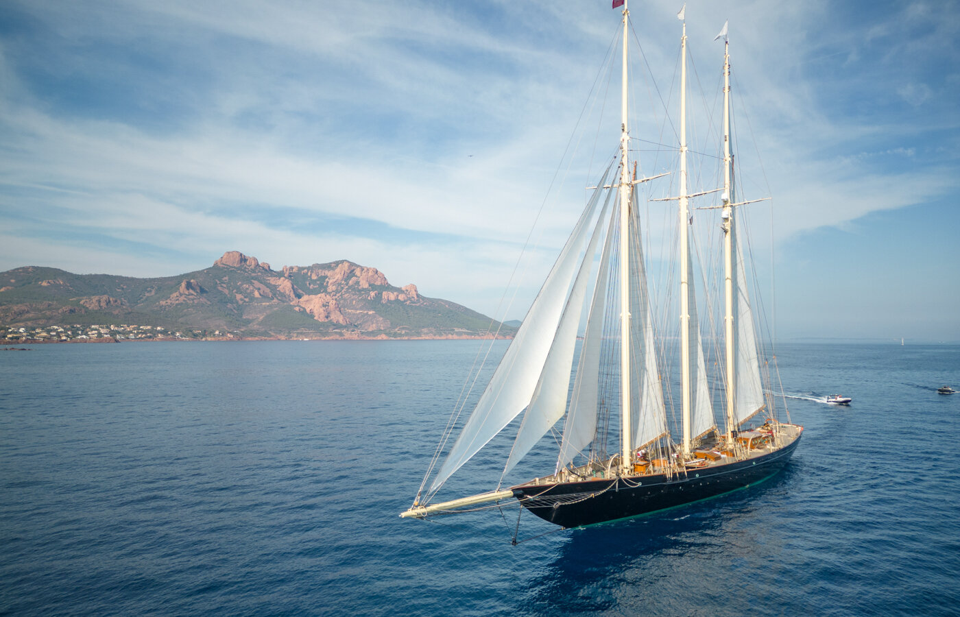 Atlantic Yacht Charter – Luxury 64m Superyacht by Graafship