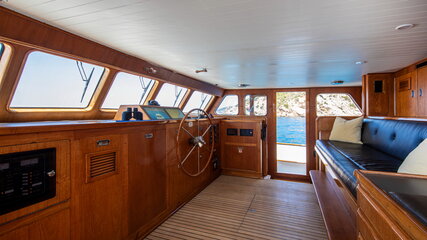 santa maria yacht for sale