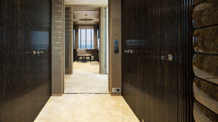 Gallery Item 19