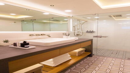 Gallery Item 17