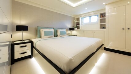 Gallery Item 19
