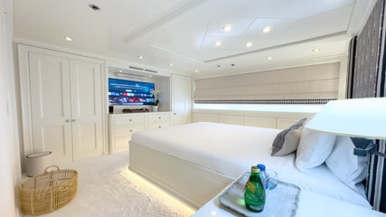 Gallery Item 17