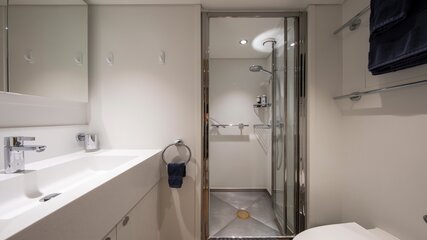 Gallery Item 32