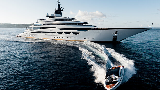 luxury yacht ahpo