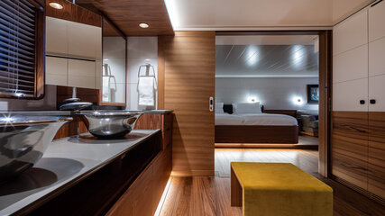 Gallery Item 31
