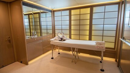 Gallery Item 16
